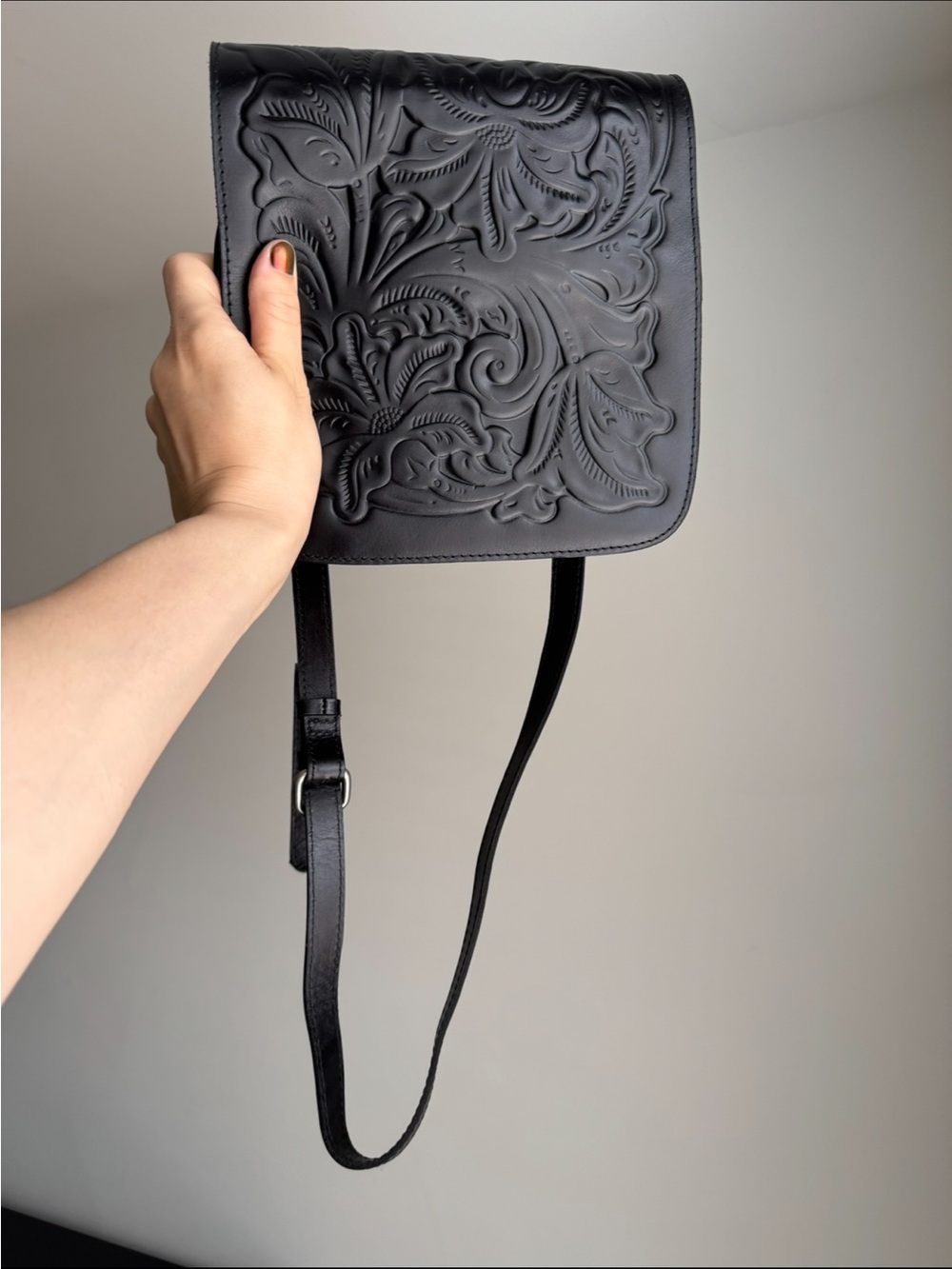 Embossed Black Floral Leather Crossbody Bag - Picture 3 of 10